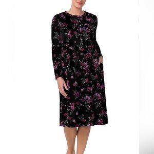 Aria Women’s Long Sleeve Velour Sleepwear Nightgown small black red floral